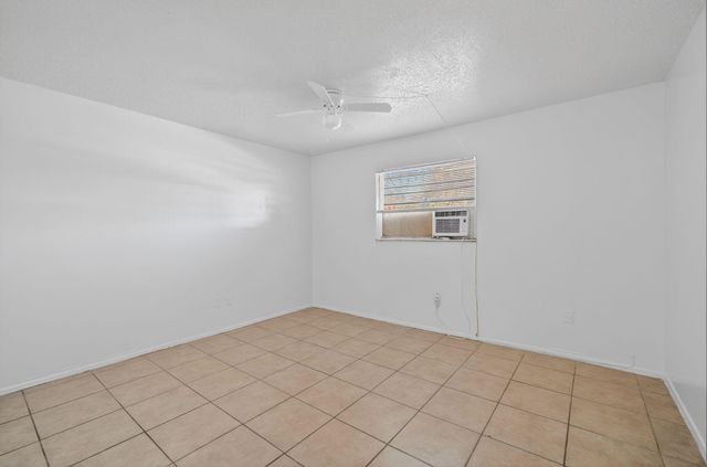 4600 Kelmar Drive, West Palm Beach, FL 33415