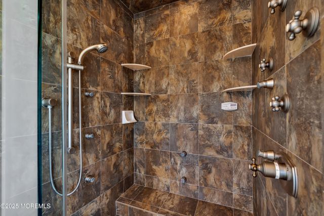 913 N Ocean Avenue, Seaside Park, NJ 08752