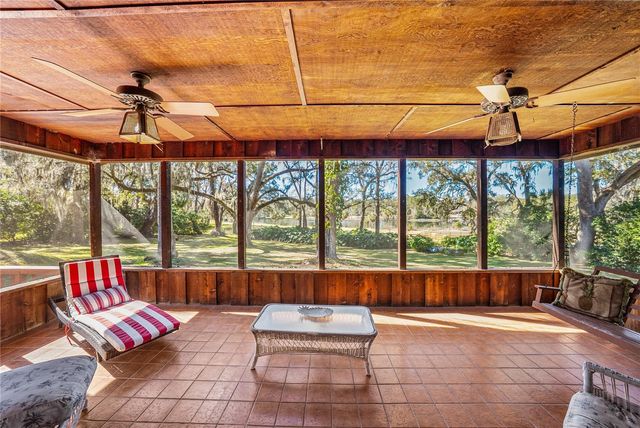 11045 FORT KING ROAD, Dade City, FL 33525