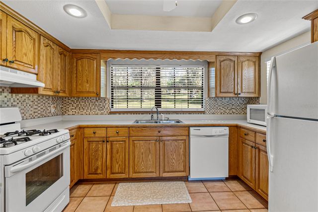 11045 FORT KING ROAD, Dade City, FL 33525