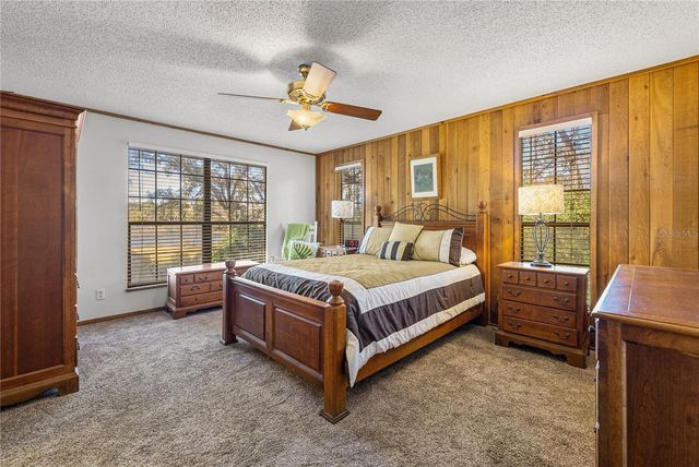 11045 FORT KING ROAD, Dade City, FL 33525