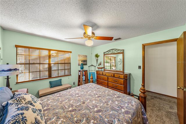 11045 FORT KING ROAD, Dade City, FL 33525