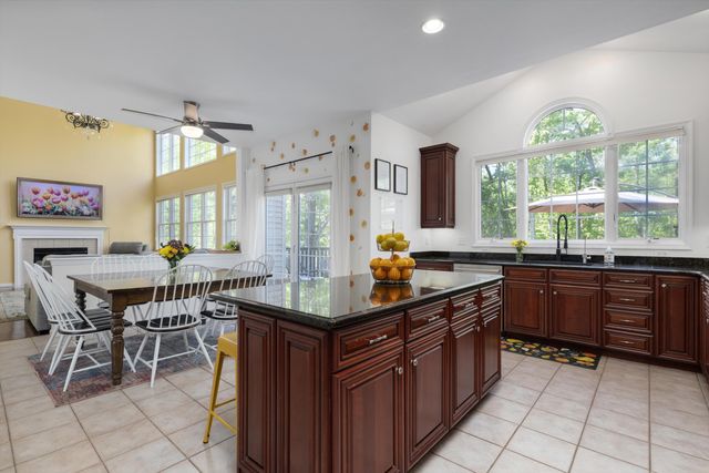 2897 Riverside Drive, Orion Charter Twp, MI 48359