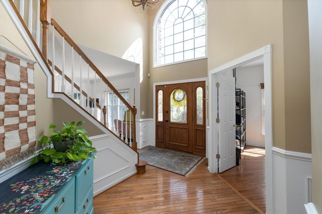 2897 Riverside Drive, Orion Charter Twp, MI 48359
