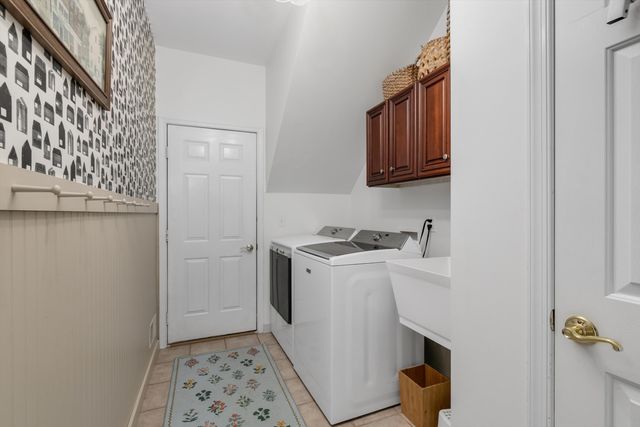 2897 Riverside Drive, Orion Charter Twp, MI 48359