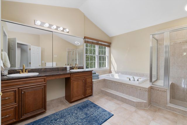 2897 Riverside Drive, Orion Charter Twp, MI 48359