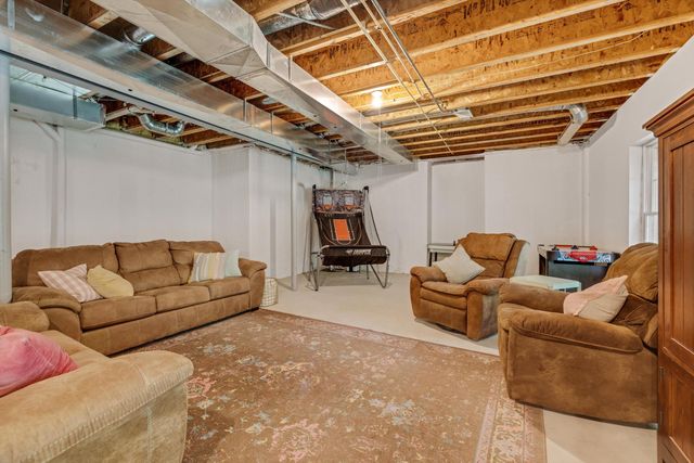 2897 Riverside Drive, Orion Charter Twp, MI 48359