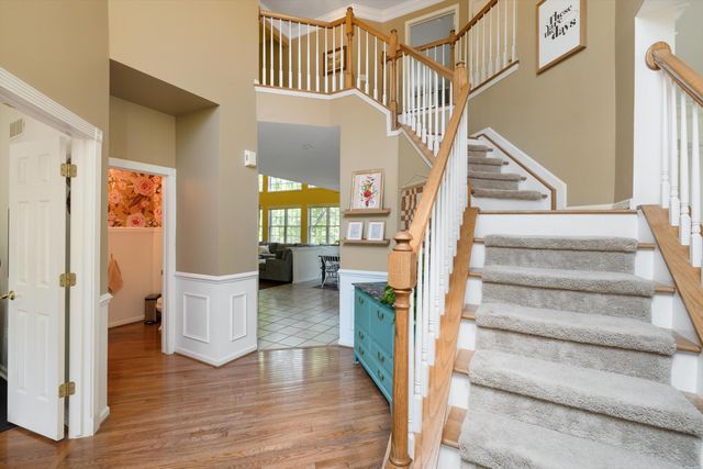 2897 Riverside Drive, Orion Charter Twp, MI 48359