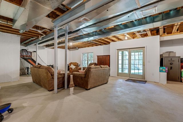 2897 Riverside Drive, Orion Charter Twp, MI 48359