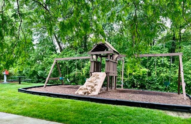 2897 Riverside Drive, Orion Charter Twp, MI 48359