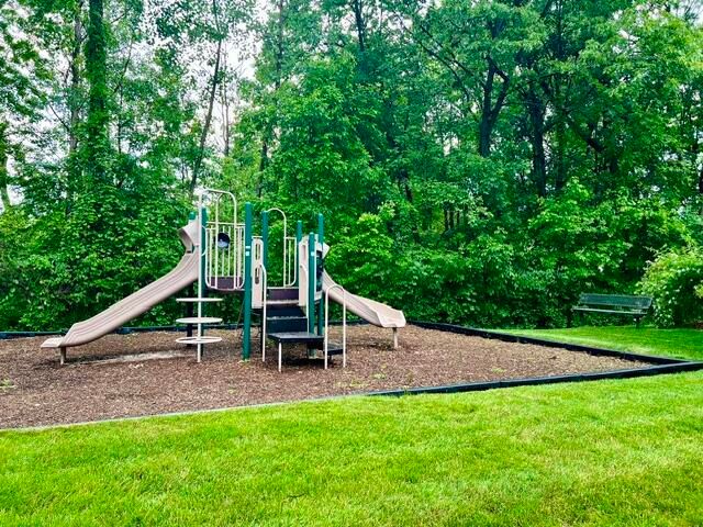 2897 Riverside Drive, Orion Charter Twp, MI 48359