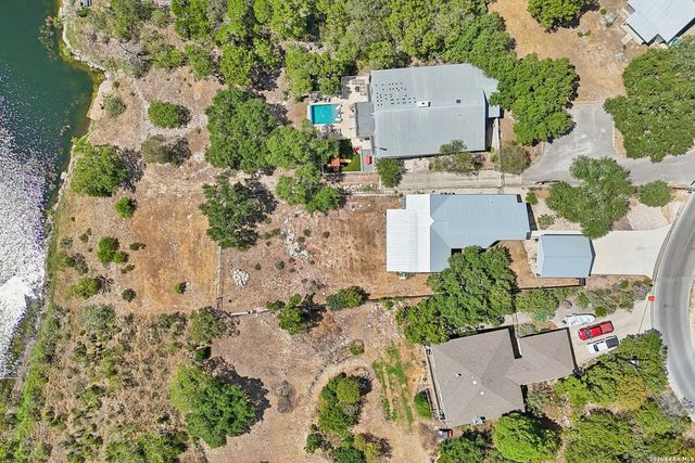 2042 COLLEEN DR, Canyon Lake, TX 78133