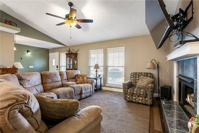 99 Argyll Drive, Bella Vista, AR 72715