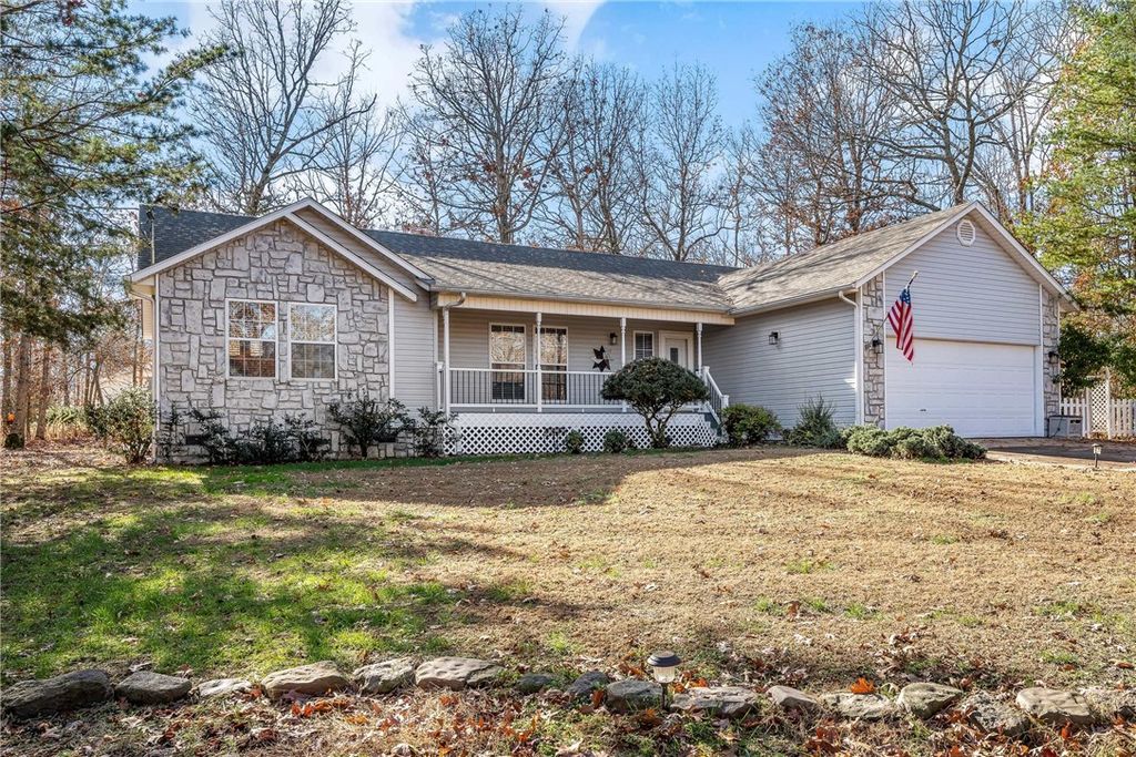 99 Argyll Drive, Bella Vista, AR 72715