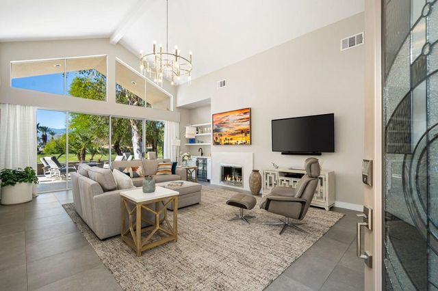 39 La Costa Drive, Rancho Mirage, CA 92270