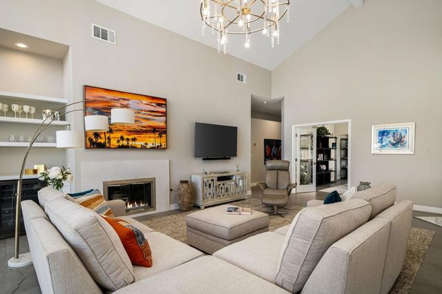 39 La Costa Drive, Rancho Mirage, CA 92270