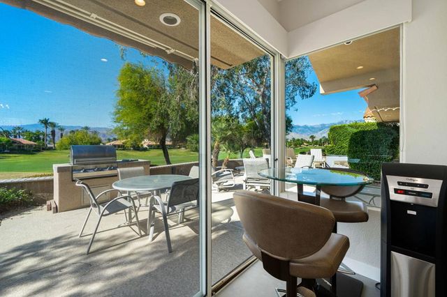 39 La Costa Drive, Rancho Mirage, CA 92270