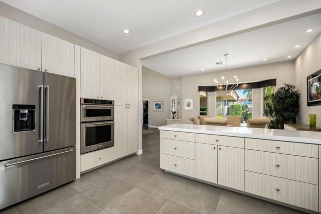 39 La Costa Drive, Rancho Mirage, CA 92270