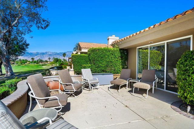 39 La Costa Drive, Rancho Mirage, CA 92270