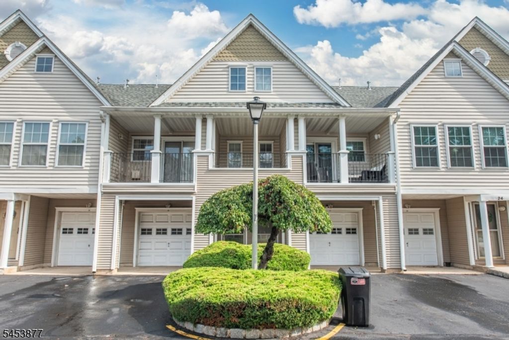 20 Collura Ln, Clifton City, NJ 07012 — photo 2