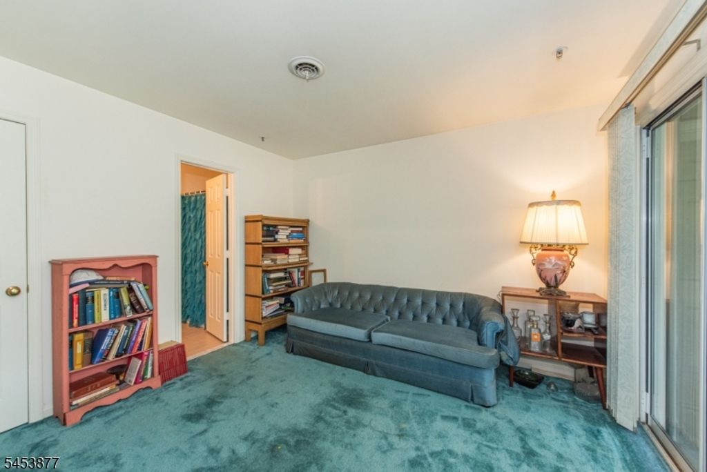 20 Collura Ln, Clifton City, NJ 07012 — photo 5