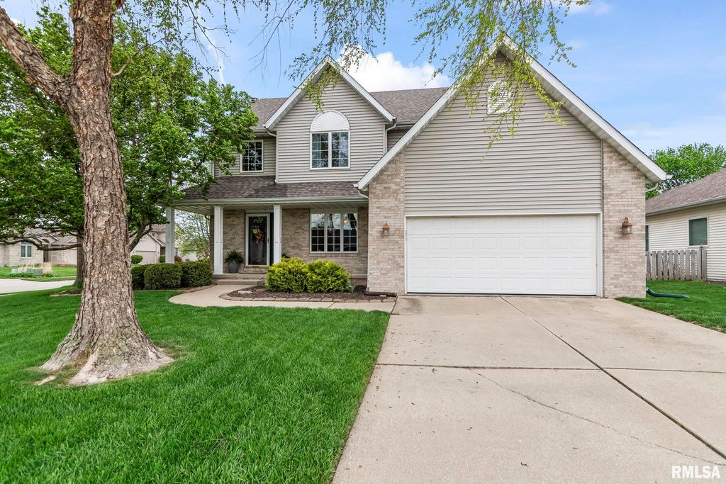 2700 Dryden Drive, Springfield, IL 62711