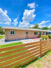 2501 18TH AVENUE S, St Petersburg, FL 33712