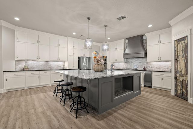 14766 Old Conroe Road, Conroe, TX 77384