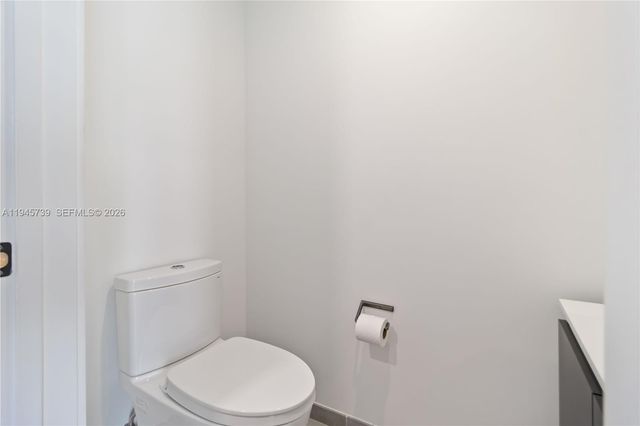 227 NE 2nd St 2506, Miami, FL 33132