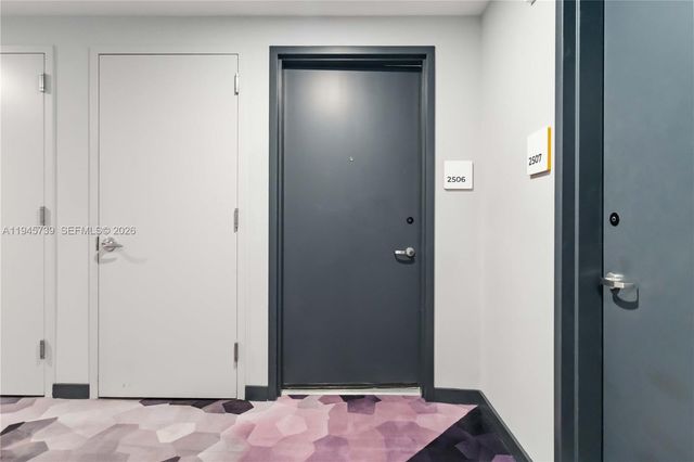 227 NE 2nd St 2506, Miami, FL 33132