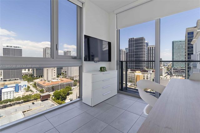 227 NE 2nd St 2506, Miami, FL 33132