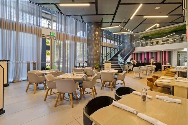 227 NE 2nd St 2506, Miami, FL 33132