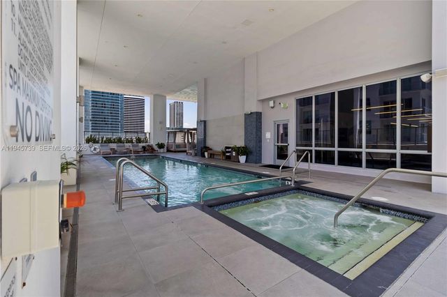 227 NE 2nd St 2506, Miami, FL 33132