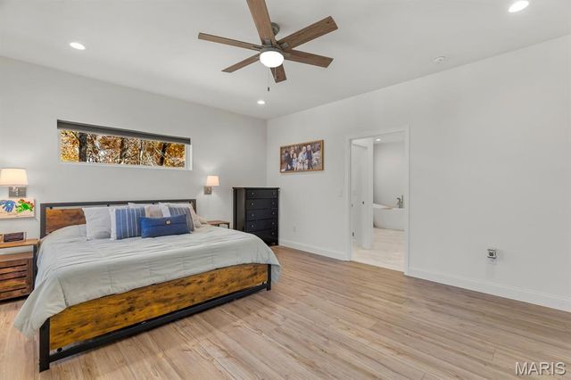 1903 Glenn Court, Lake Sherwood, MO 63357