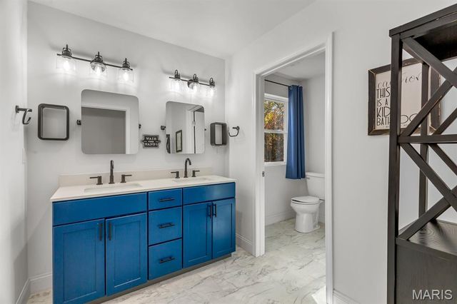 1903 Glenn Court, Lake Sherwood, MO 63357