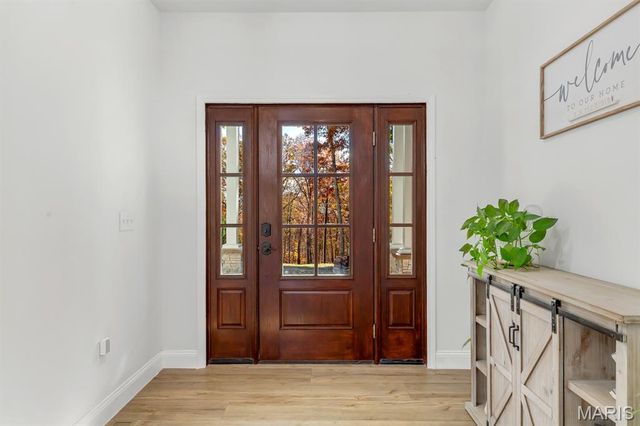 1903 Glenn Court, Lake Sherwood, MO 63357