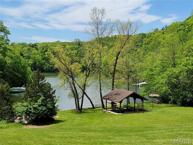 1903 Glenn Court, Lake Sherwood, MO 63357