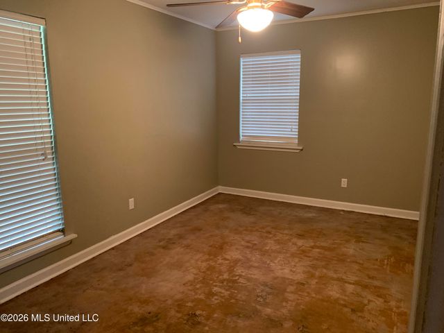 606 Beyer Drive, Bay Saint Louis, MS 39520