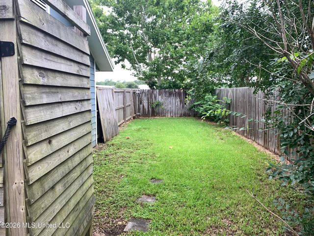 606 Beyer Drive, Bay Saint Louis, MS 39520