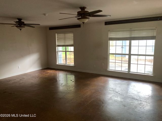 606 Beyer Drive, Bay Saint Louis, MS 39520