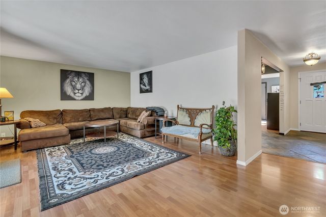 2011 S 292nd Street, Federal Way, WA 98003
