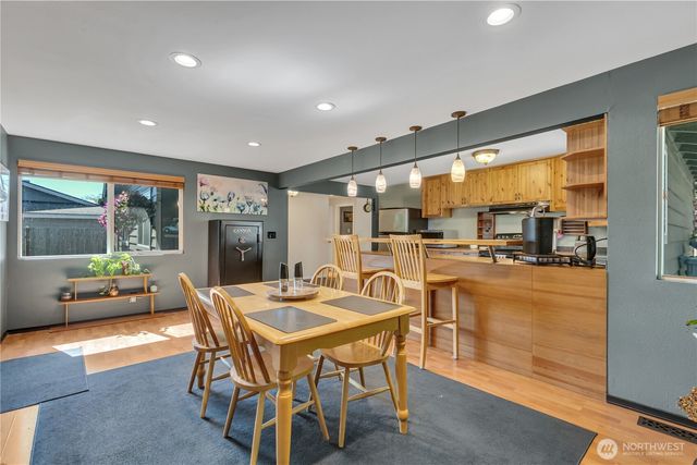2011 S 292nd Street, Federal Way, WA 98003