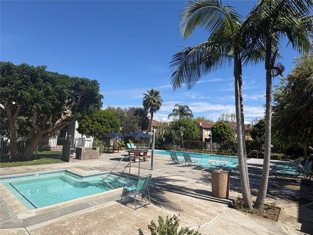 16982 Pacific Coast, Huntington Beach, CA 92649