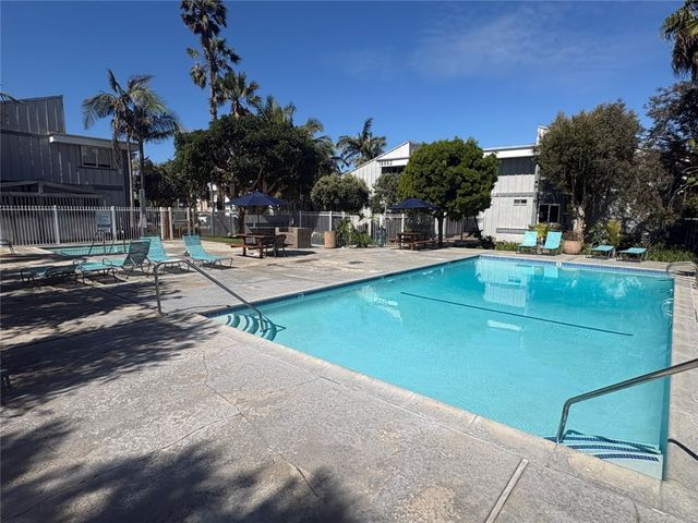 16982 Pacific Coast, Huntington Beach, CA 92649