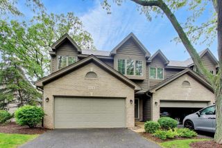 919 Millcreek Circle, Elgin, IL 60123