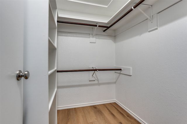 1016 Ledgemont Drive, Plano, TX 75025