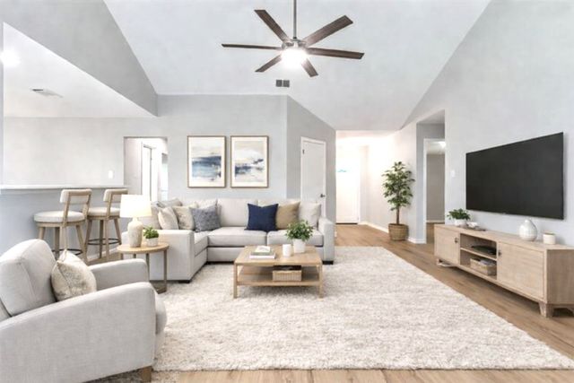 1016 Ledgemont Drive, Plano, TX 75025