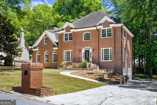 2120 Skyland Cove Lane, Snellville, GA 30078