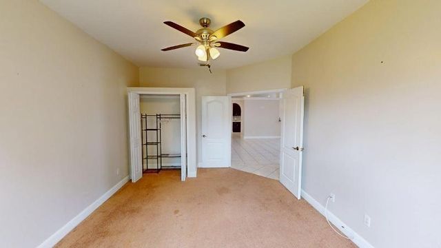 895 SW Lake Charles Circle, Port St. Lucie, FL 34986