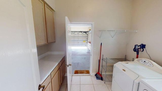 895 SW Lake Charles Circle, Port St. Lucie, FL 34986